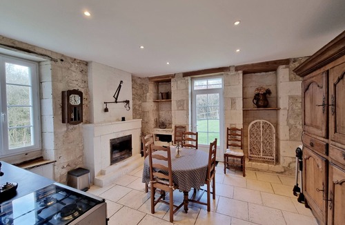 Roullet-Saint-Estephe Cottage | A charming vacation cottage