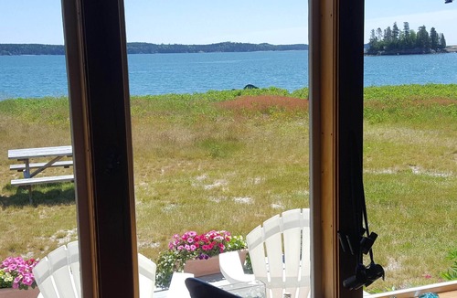 Jonesport Cottage | A Charming Beachfront Cottage