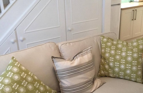 Sherborne Cottage | A charming character cottage with Abbey view