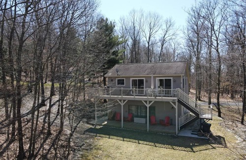 Copake Lake Cottage | A Charming Cottage - Secluded in Nature and Relaxing