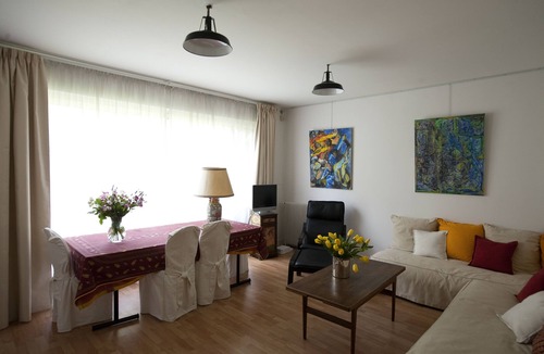 Malakoff House | A charming guest house in a garden 500m from Paris