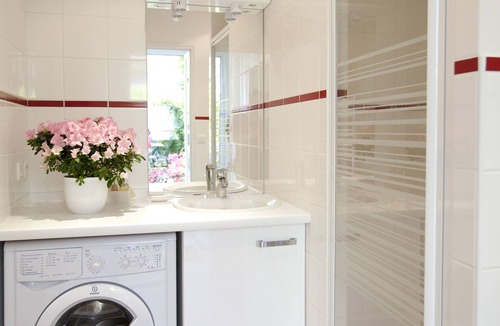 Malakoff House | A charming guest house in a garden 500m from Paris