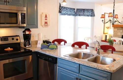 Branson Resort | A Charming Lakeside Escape with Endless Family Fun- Branson Family Fun-3 Bd.