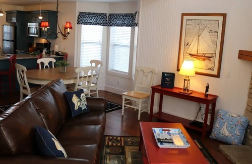 Branson Resort | A Charming Lakeside Escape with Endless Family Fun- Branson Family Fun-3 Bd.