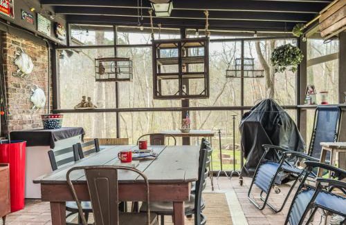 McLeansville House | A Charming Nature Retreat