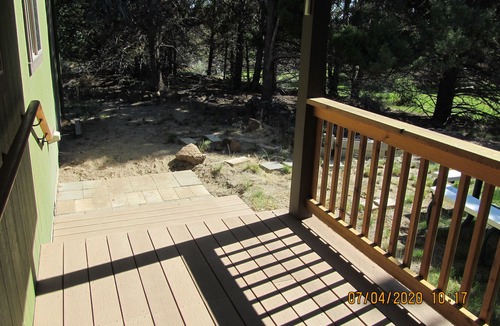 Mountain View House | A charming NE Bend home in a park-like setting