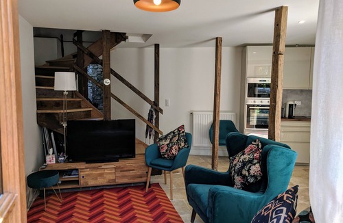 Puycelci House | A charming pet friendly country house with modern amenities.
