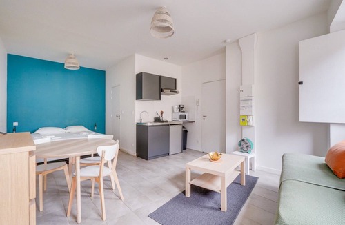 Saint-Michel - Nansouty - Saint-Genes Apartment | A charming, renovated studio flat in Bordeaux