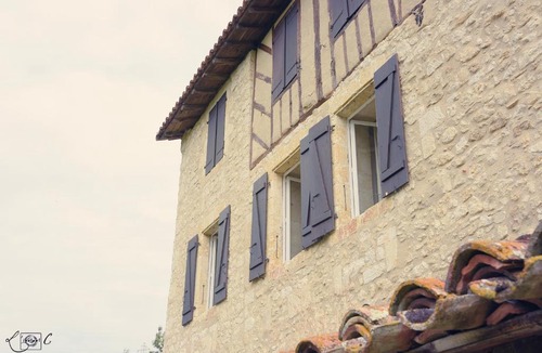 Auch House | A CLAIREFONTAINE