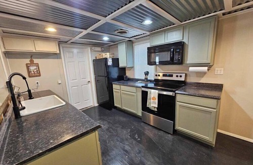 Holdenville House | A classic home in the heart of Holdenville!