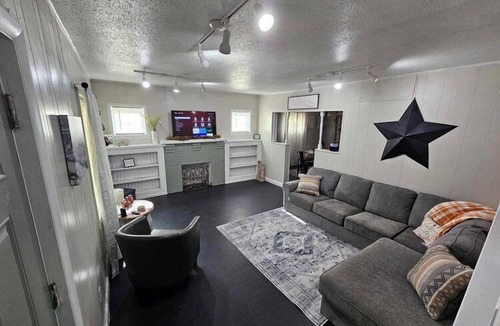 Holdenville House | A classic home in the heart of Holdenville!