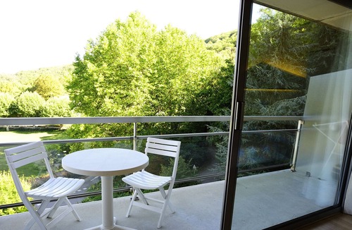 Meyras House | A cocoon of nature!