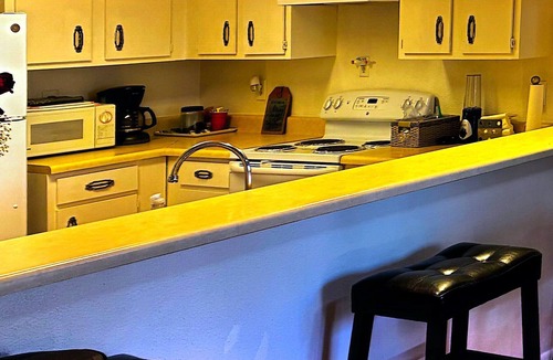 Astrodome Condo | A comfortable, restful stay designed for doctors and Medical Professionals