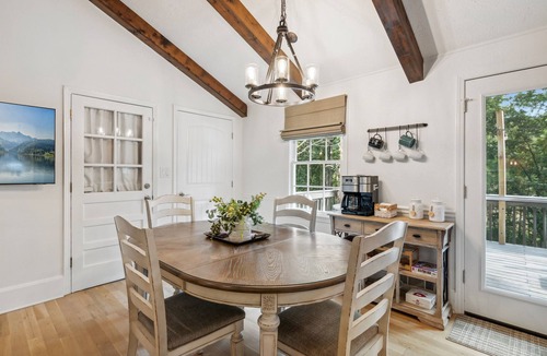 Gainesville House | A Cool Change Too, on Lake Lanier with a dock