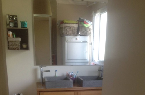 Orsay House | A corner of greenery near Paris