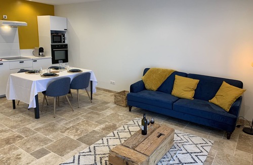 Roullens Apartment | A corner of paradise 2 steps from Carcassonne