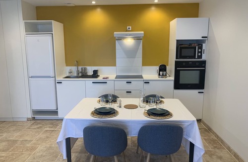 Roullens Apartment | A corner of paradise 2 steps from Carcassonne