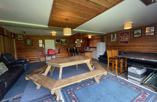 Te Kaha House | A Corner Spacious Holiday House