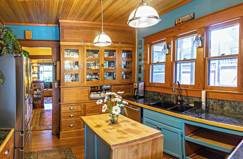Ashland Apartment | A Cowslip's Belle Inn