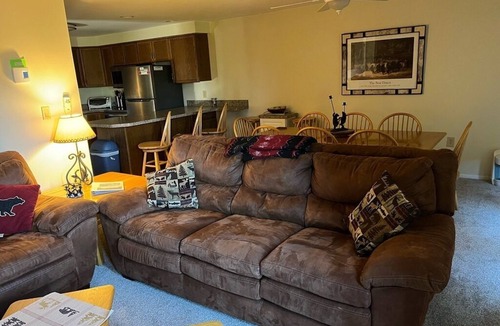 North Creek House | A cozy 3 bedroom with MANY nice features