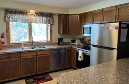 North Creek House | A cozy 3 bedroom with MANY nice features