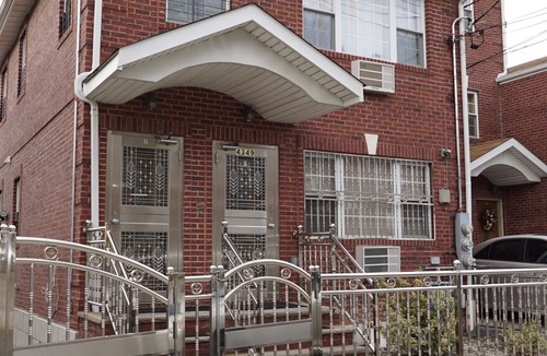 Wakefield House | A Cozy 3 BR