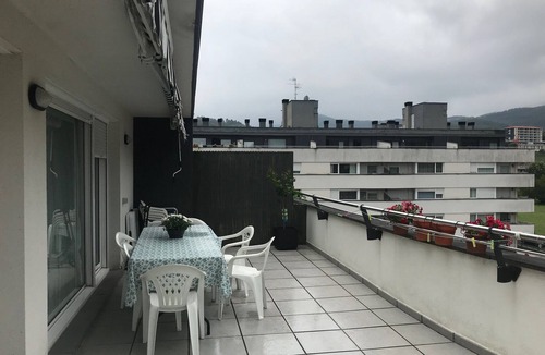 Bakio Apartment | a cozy and charming pennhouse with a wonderful view