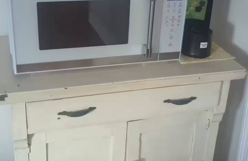 Macon House | A cozy and comfy home!