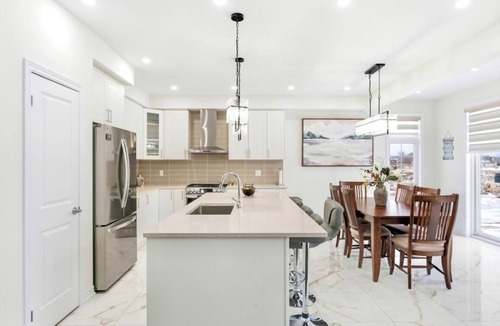 Carrying Place House | A Cozy Beach Retreat in Prince Edward County