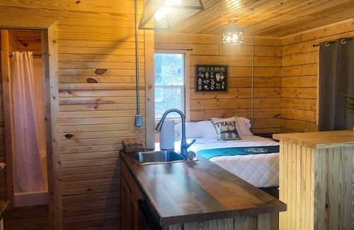 Patterson Cabin | A cozy cabin with hot tub
