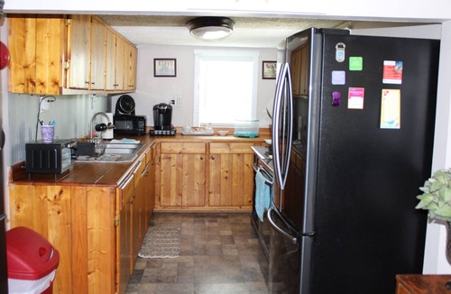 Mount Vernon Cottage | A cozy cottage on a small hobby farm a reasonable distance from US I-75
