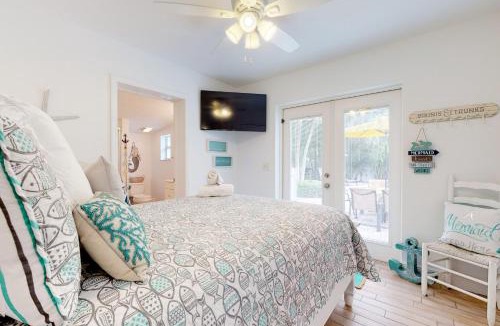 Anna Maria House | A Cozy Cottage