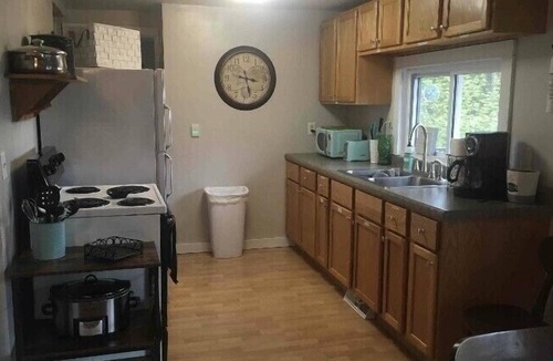 Brimson House | A cozy cottage with a beautiful view of Stone Lake