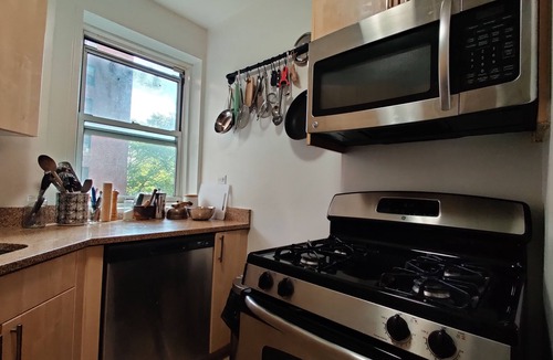 Upper Manhattan Apartment | A Cozy Harlem Home.