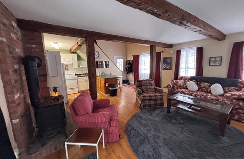 Newport House | A cozy little house with everything you need
