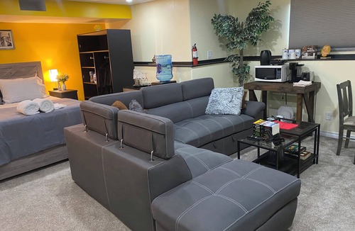Brandon House | A cozy, modern, and peaceful getaway.