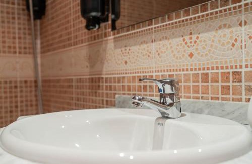 Avenida Meritxell Apartment | A Cozy Refuge - 2min drive to slopes - 4pax