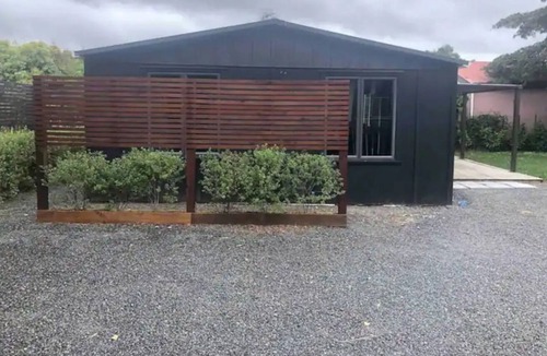 Hamilton East Condo | A cute one bedroom unit centrally located