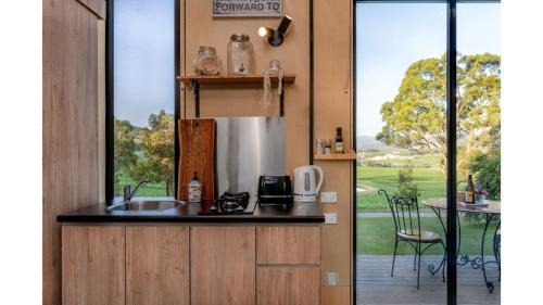 Dixons Creek House | A Dam Good View by Tiny Away