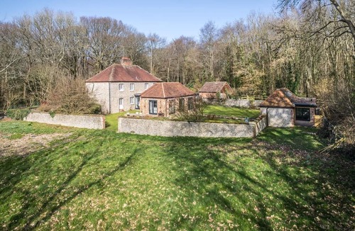 East Ashling House | A Delightful Period Property