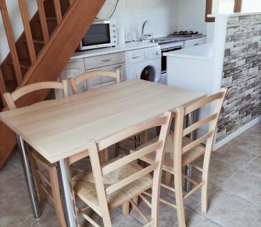 Periers-en-Auge House | A deux pas de Cabourg ,avec une belle vue sur la campagne normande.A grangues