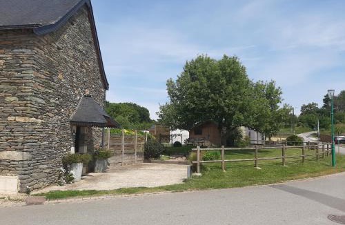 Montertelot House | A deux pas de l'Oust