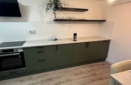 Crawley House | A discreet & elegant play space for couples