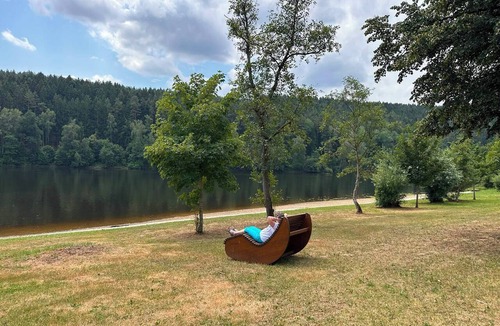 Trausnitz House | A Dream Vacation at Lake Trausnitz – Sauna, Terrace, and Nature