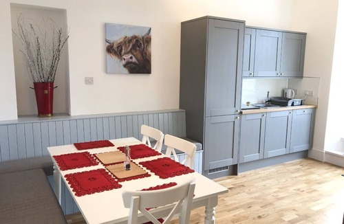 St. Andrews Apartment | A fabulous first floor apartment - sleeps 6/8