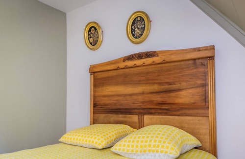 Sarrazac House | A fairytale castle for 16 with private heated pool