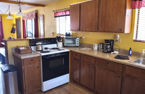 Cloudcroft Cabin | A family bed and breakfast without the host!