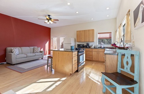 Marfa House | A Far West Nest - Perfect for Birders!