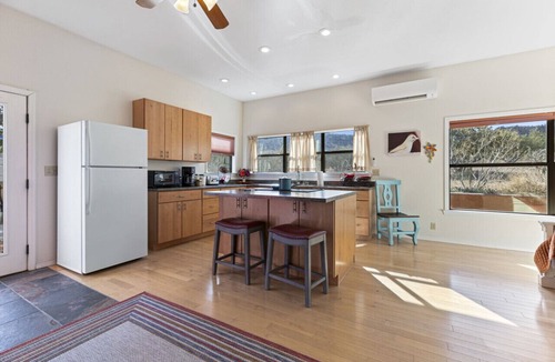 Marfa House | A Far West Nest - Perfect for Birders!
