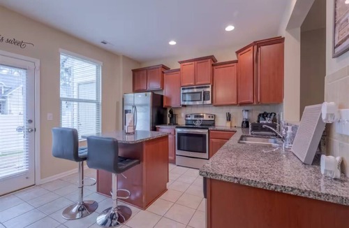 Southeast Raleigh House | A Farm in the Heart of Raleigh